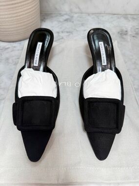 Manolo Blahnik Black Pointed Toe Slingback Flats - Classic Black
